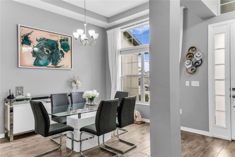 Villa ou maison à vendre à Apopka, Floride: 4 chambres, 278.99 m2 № 2404761 - photo 6