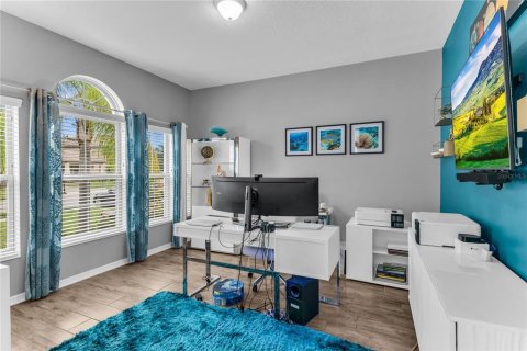 Villa ou maison à vendre à Apopka, Floride: 4 chambres, 278.99 m2 № 2404761 - photo 3