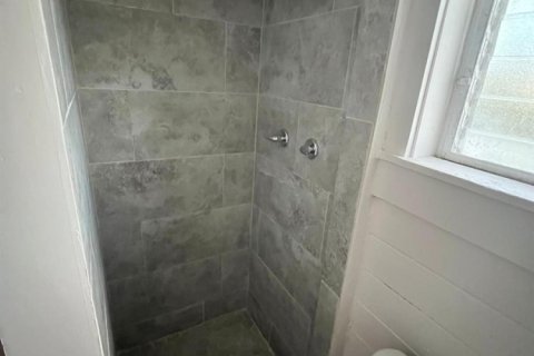 Touwnhouse à louer à West Palm Beach, Floride: 1 chambre, 166.48 m2 № 2146734 - photo 4