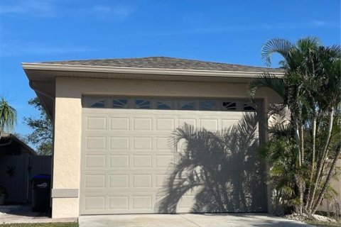 Casa en venta en North Port, Florida, 3 dormitorios, 145.39 m2 № 1561931 - foto 4