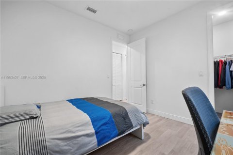 Villa ou maison à vendre à Deerfield Beach, Floride: 2 chambres, 147.71 m2 № 2007869 - photo 25