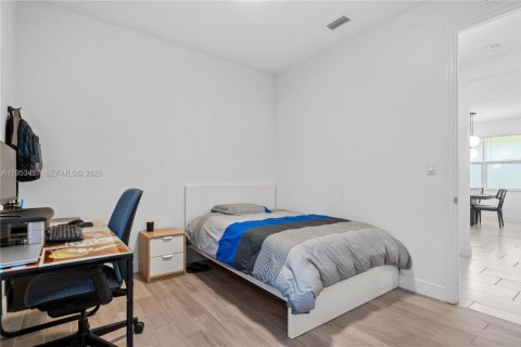 Villa ou maison à vendre à Deerfield Beach, Floride: 2 chambres, 147.71 m2 № 2007869 - photo 26