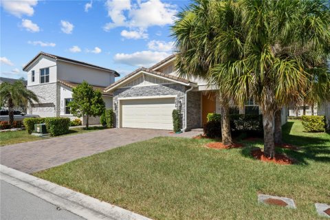 Villa ou maison à vendre à Deerfield Beach, Floride: 2 chambres, 147.71 m2 № 2007869 - photo 3