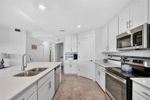 Copropriété à louer à Venice, Floride: 2 chambres, 125.88 m2 № 2418598 - photo 12