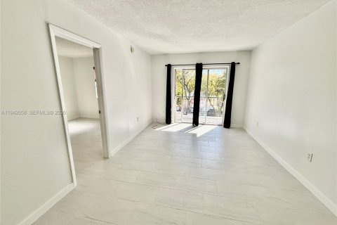 Copropriété à louer à Miami, Floride: 1 chambre № 2000096 - photo 2