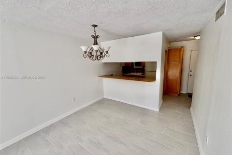 Copropriété à louer à Miami, Floride: 1 chambre № 2000096 - photo 12