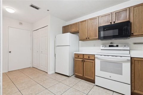 Adosado en venta en Altamonte Springs, Florida, 3 dormitorios, 152.17 m2 № 2158041 - foto 18