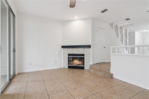 Adosado en venta en Altamonte Springs, Florida, 3 dormitorios, 152.17 m2 № 2158041 - foto 12