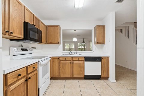 Adosado en venta en Altamonte Springs, Florida, 3 dormitorios, 152.17 m2 № 2158041 - foto 16