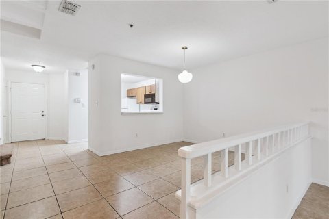Adosado en venta en Altamonte Springs, Florida, 3 dormitorios, 152.17 m2 № 2158041 - foto 5