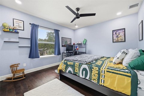 House in Tampa, Florida 4 bedrooms, 333.8 sq.m. № 2403671 - photo 27