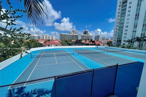 Condominio en venta en Aventura, Florida, 3 dormitorios, 285.49 m2 № 1892474 - foto 30