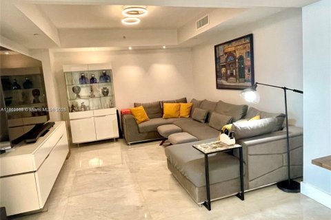 Condominio en venta en Aventura, Florida, 3 dormitorios, 285.49 m2 № 1892474 - foto 7