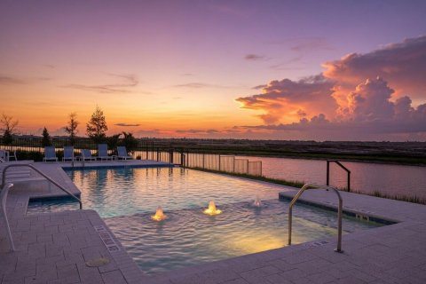Villa ou maison à vendre à Port St. Lucie, Floride: 4 chambres, 213.77 m2 № 2187102 - photo 3