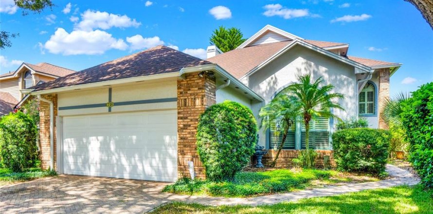 House in Lake Mary, Florida 3 bedrooms, 259.01 sq.m. № 1634623