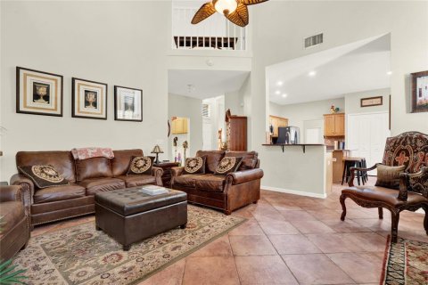 House in Lake Mary, Florida 3 bedrooms, 259.01 sq.m. № 1634623 - photo 12