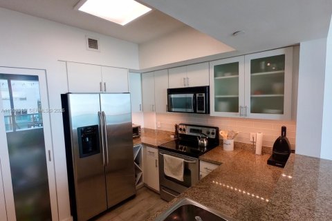 Copropriété à louer à Miami, Floride: 2 chambres, 78.6 m2 № 2059520 - photo 13