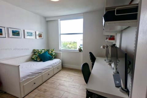 Copropriété à louer à Miami, Floride: 2 chambres, 78.6 m2 № 2059520 - photo 11