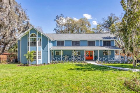 House in Orlando, Florida 5 bedrooms, 321.91 sq.m. № 2107013 - photo 5