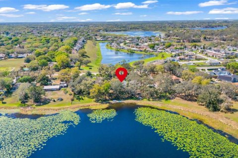House in Orlando, Florida 5 bedrooms, 321.91 sq.m. № 2107013 - photo 4