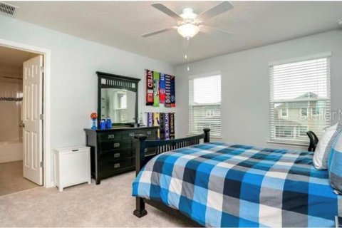 Casa en alquiler en Orlando, Florida, 5 dormitorios, 246.75 m2 № 1903849 - foto 14