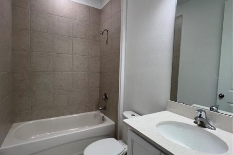 Casa en alquiler en Minneola, Florida, 4 dormitorios, 181.72 m2 № 1919007 - foto 12
