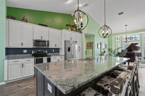 House in Beverly Hills, Florida 3 bedrooms, 193.42 sq.m. № 1880725 - photo 25