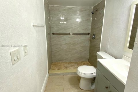 Condominio en alquiler en Hialeah, Florida, 1 dormitorio, 58.71 m2 № 1952066 - foto 20