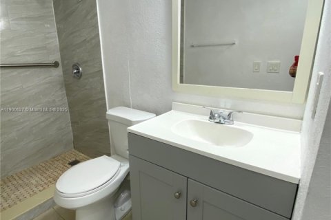 Condominio en alquiler en Hialeah, Florida, 1 dormitorio, 58.71 m2 № 1952066 - foto 21