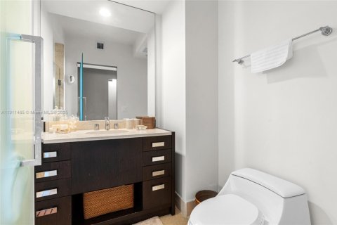 Купить кондоминиум в Санни-Айлс-Бич, Флорида 3 спальни, 375.79м2, № 1968211 - фото 27