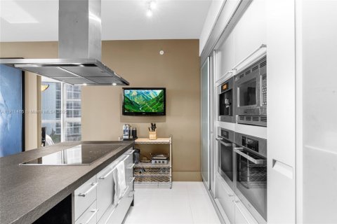 Купить кондоминиум в Санни-Айлс-Бич, Флорида 3 спальни, 375.79м2, № 1968211 - фото 17