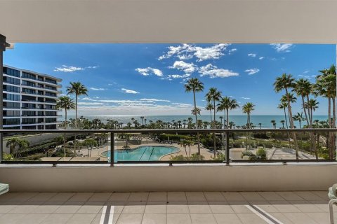 Condominio en Longboat Key, Florida, 3 dormitorios № 2097682