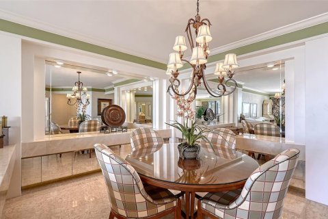 Condominio en venta en Longboat Key, Florida, 3 dormitorios, 239.69 m2 № 2097682 - foto 18