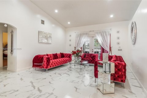 Купить виллу или дом в Мирамар, Флорида 4 спальни, 205.04м2, № 1962538 - фото 4