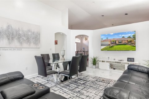 Купить виллу или дом в Мирамар, Флорида 4 спальни, 205.04м2, № 1962538 - фото 10