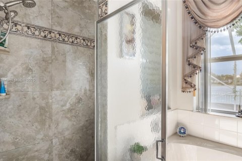 Купить виллу или дом в Мирамар, Флорида 4 спальни, 205.04м2, № 1962538 - фото 21