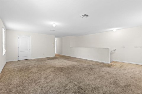 House in Eustis, Florida 4 bedrooms, 257.53 sq.m. № 1834887 - photo 19