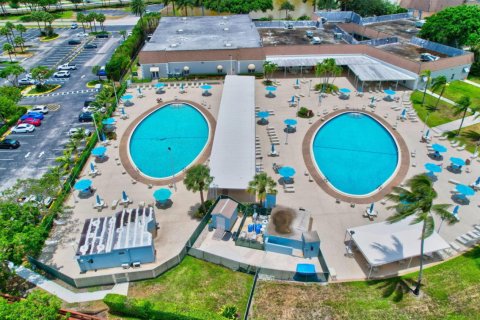 Condominio en venta en Delray Beach, Florida, 2 dormitorios, 96.62 m2 № 1186601 - foto 1