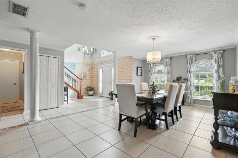 Casa en venta en Palm Coast, Florida, 6 dormitorios, 365.38 m2 № 1908579 - foto 5