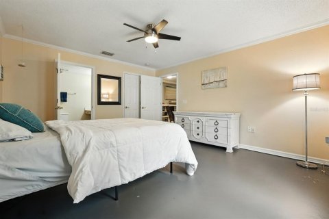 Casa en venta en Palm Coast, Florida, 6 dormitorios, 365.38 m2 № 1908579 - foto 22