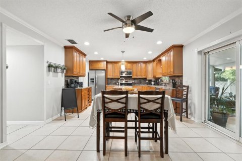 Casa en venta en Palm Coast, Florida, 6 dormitorios, 365.38 m2 № 1908579 - foto 8