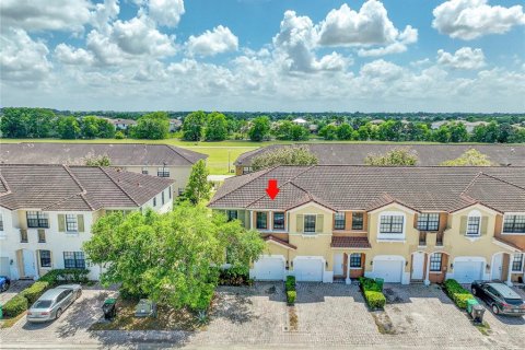 Townhouse in Saint Lucie, Florida 3 bedrooms, 140 sq.m. № 1630605 - photo 29