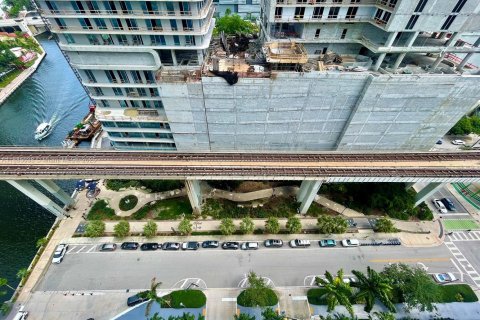 Copropriété à louer à Miami, Floride: 2 chambres, 103.4 m2 № 1930518 - photo 5