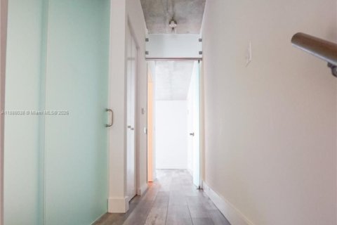 Copropriété à louer à Miami, Floride: 2 chambres, 103.4 m2 № 1930518 - photo 6