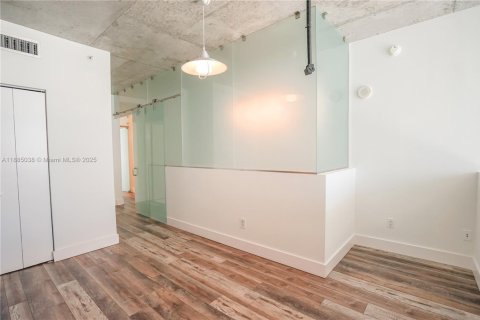 Copropriété à louer à Miami, Floride: 2 chambres, 103.4 m2 № 1930518 - photo 10