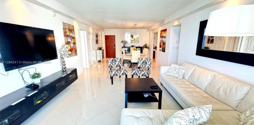 Condo à Hollywood, Floride, 2 chambres  № 1601157