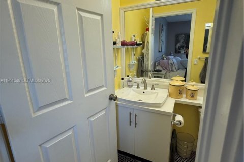 Touwnhouse à vendre à Hypoluxo, Floride: 2 chambres, 104.79 m2 № 2024956 - photo 28