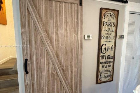 Touwnhouse à vendre à Hypoluxo, Floride: 2 chambres, 104.79 m2 № 2024956 - photo 8
