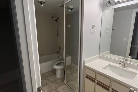 Copropriété à louer à Orlando, Floride: 2 chambres, 119.38 m2 № 1913091 - photo 11