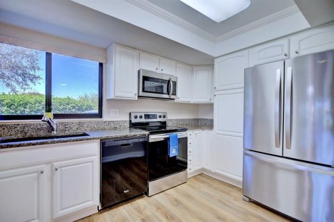 Condo in Sebring, Florida, 3 bedrooms  № 1593263 - photo 14